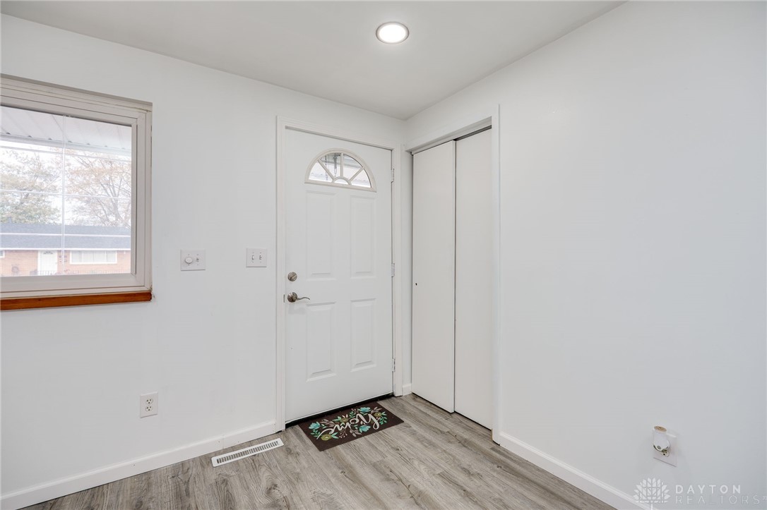 5670 Botkins Road Dayton, OH 45424 - Photo 7 of 42 Gallery Image 7