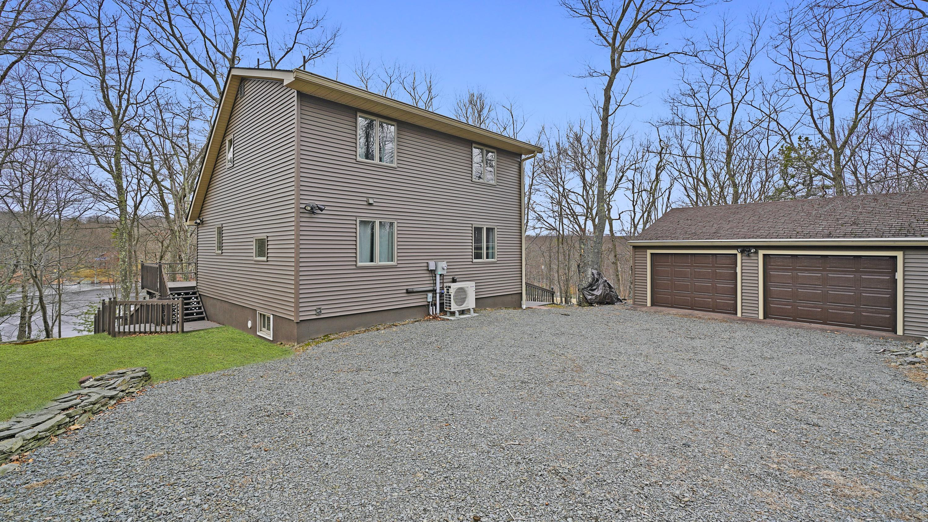 107 Rabbit Run Milford, PA 18337 - Photo 31 of 34 outside 1