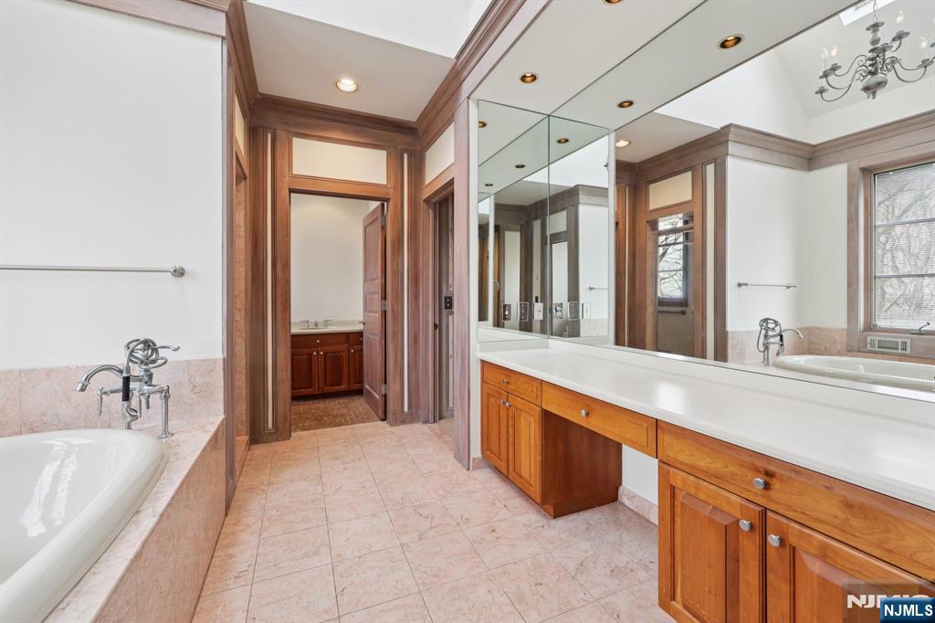 29 Hilltop Road Butler, NJ 07405 - Photo 24 of 50