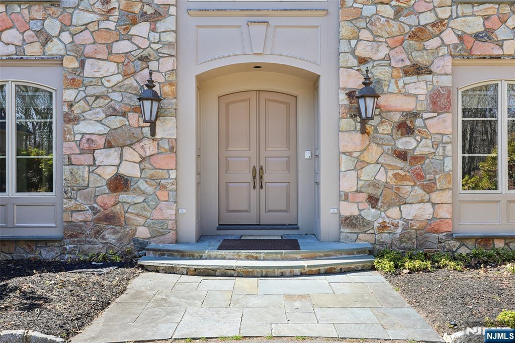 29 Hilltop Road Butler, NJ 07405 - Photo 4 of 50