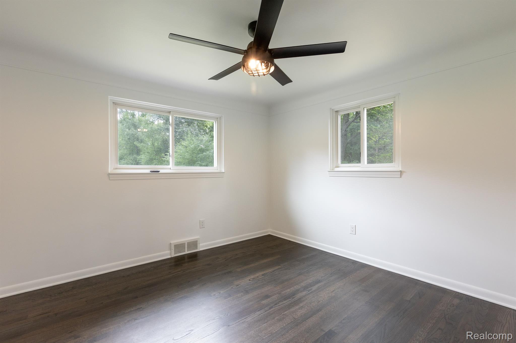 1521 Gravel Ridge Drive Rochester, MI 48307 - Photo 32 of 37 Gallery Image 32