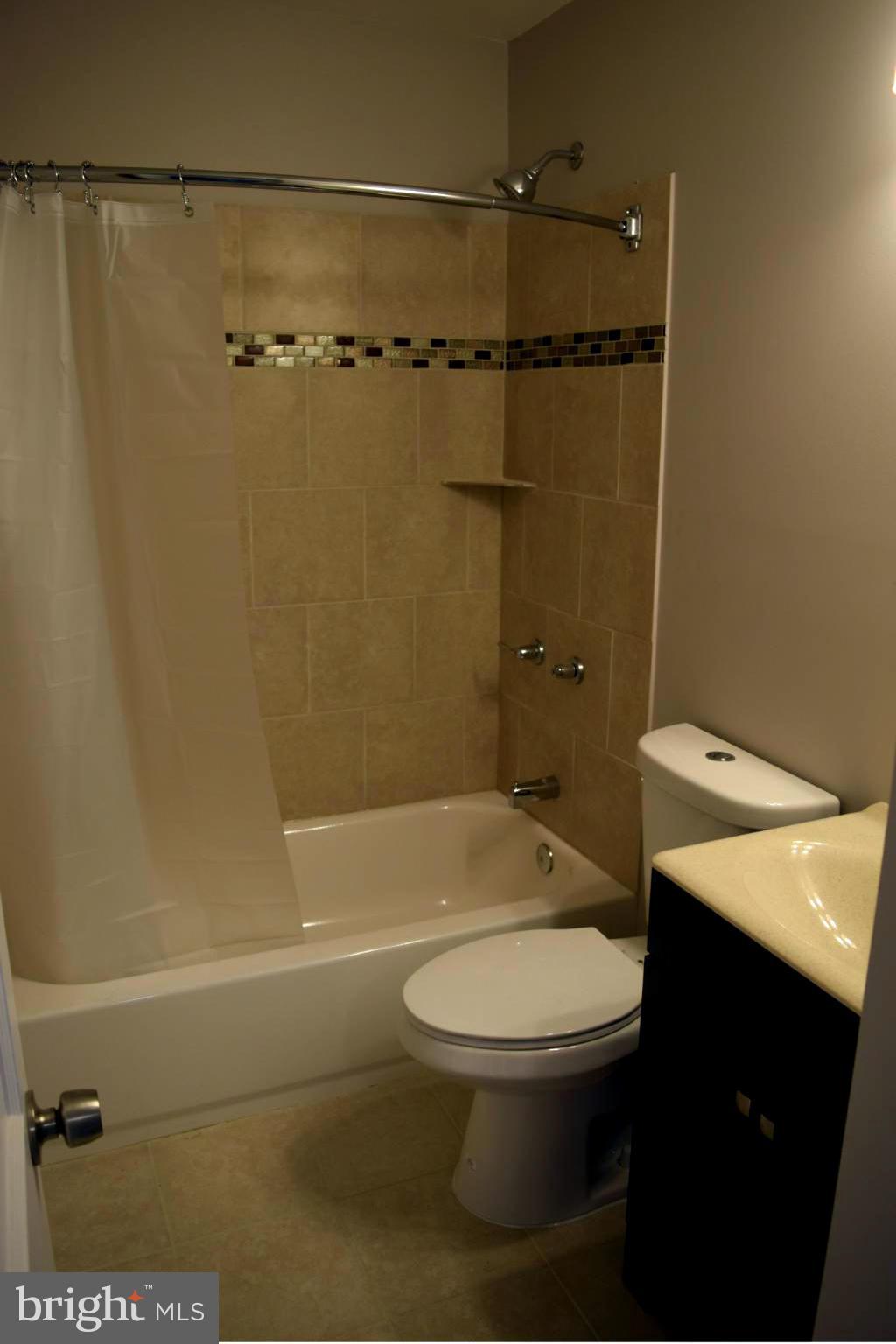 3452 Dunran Road Baltimore, MD 21222 - Photo 17 of 29 Bath