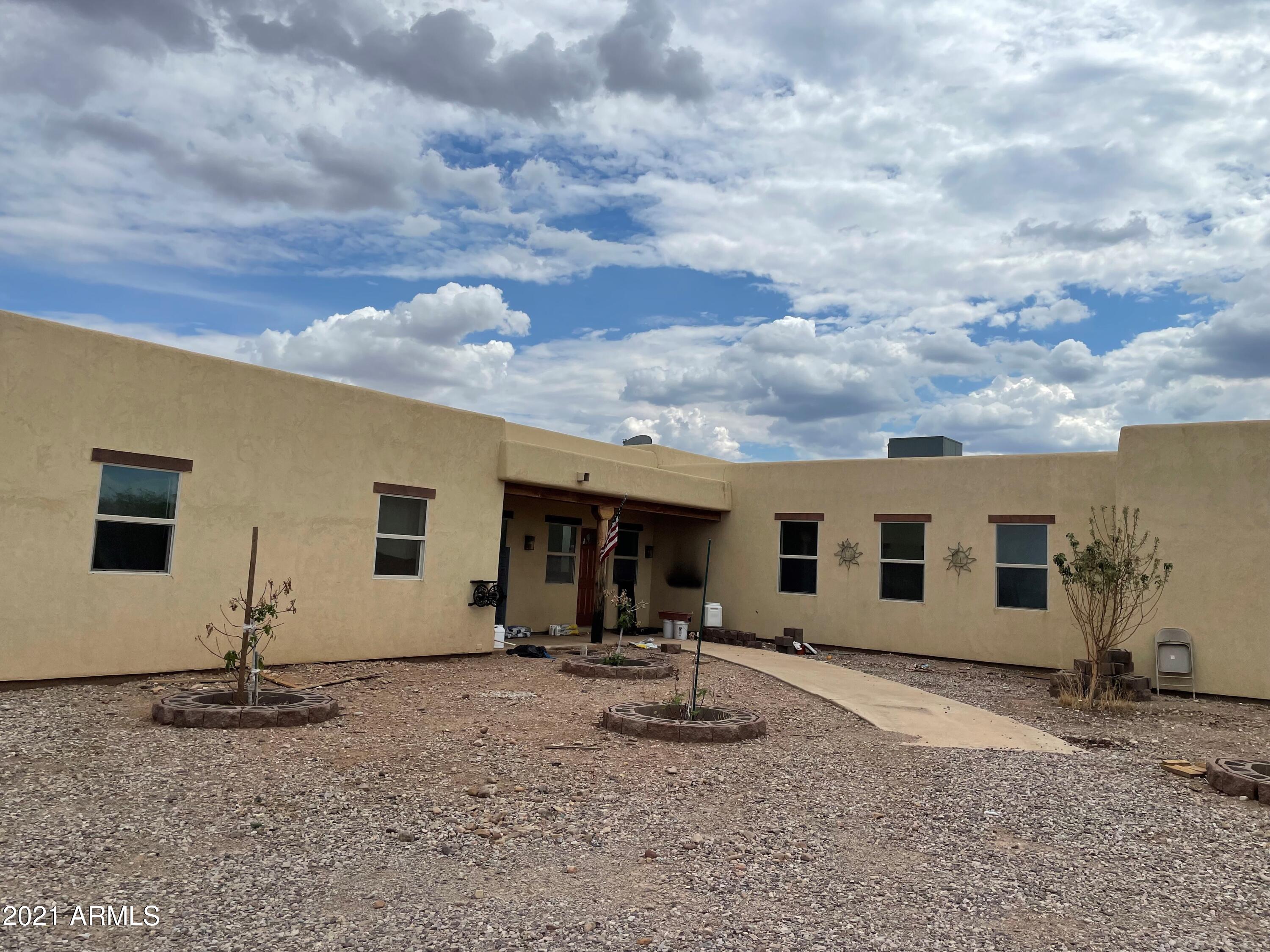 6556 East Double B Ranch Road Sierra Vista, AZ 85650 - Photo 1 of 16 1