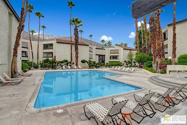 $2,100 | 1552 South Camino Real, Unit 332, Palm Springs, CA 92264