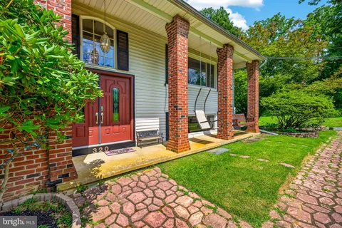 $950,000 | 320 Barneston Road, Glenmoore, PA 19343