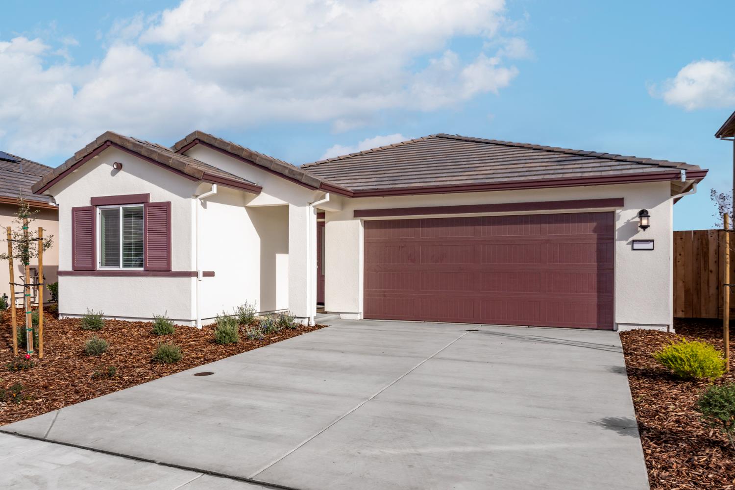2272 Travis Court Newman, CA 95360 - Photo 2 of 13 a front view of house