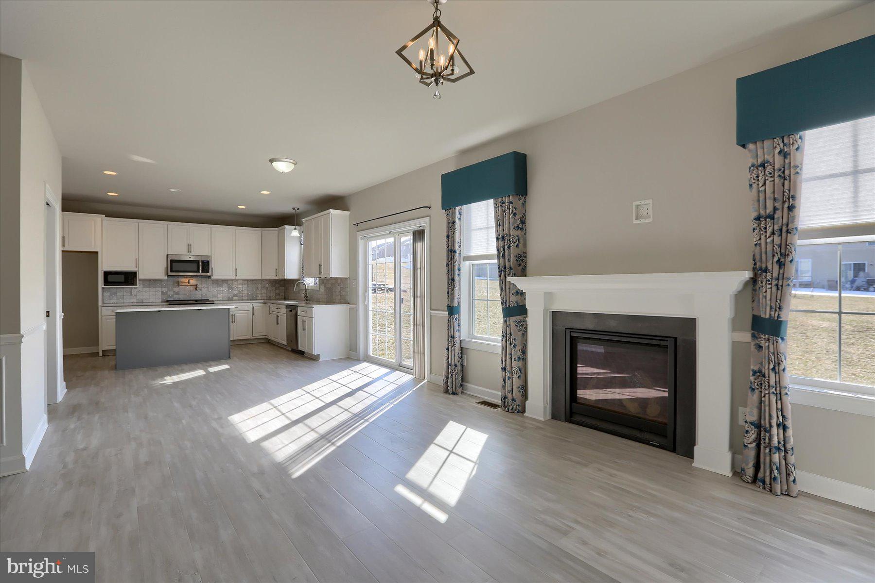 23 Skyview Circle Hanover, PA 17331 - Photo 4 of 33