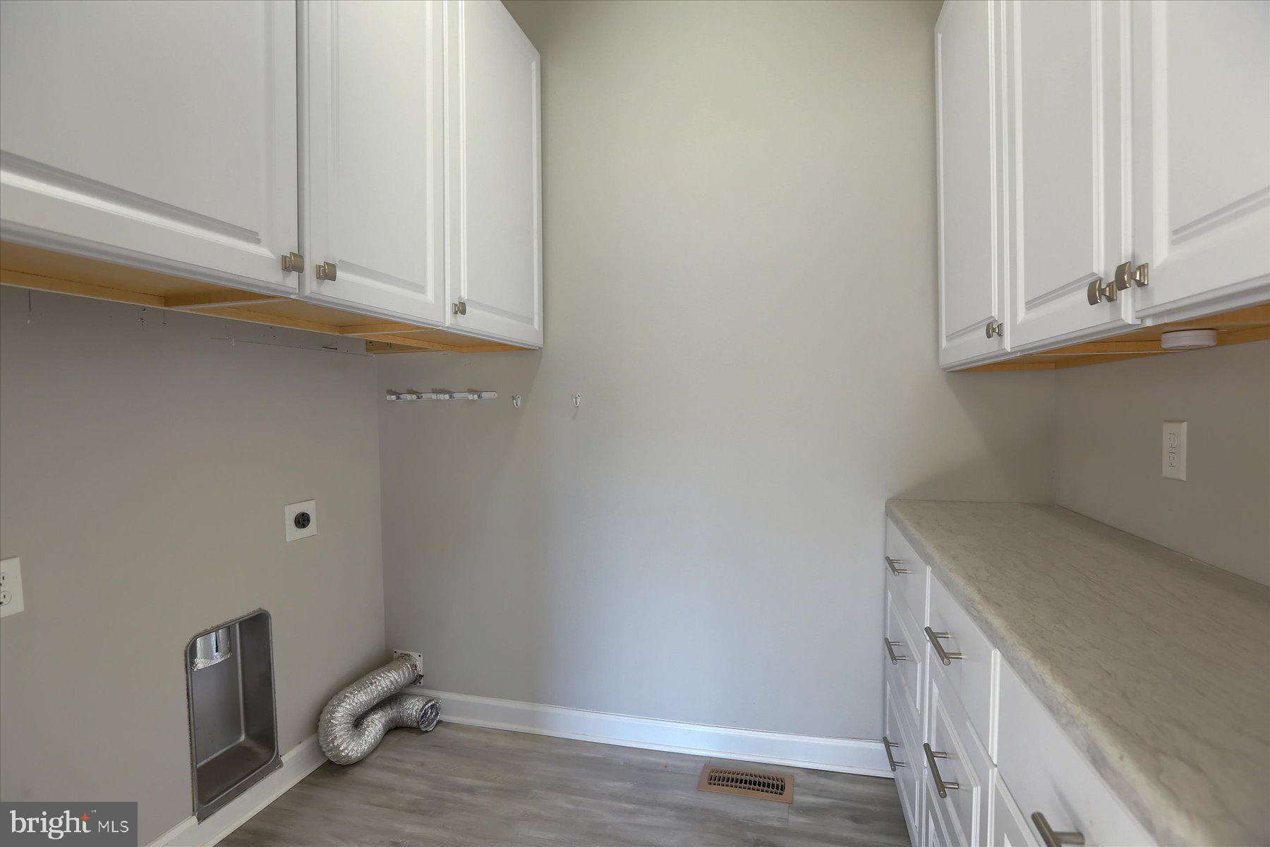 23 Skyview Circle Hanover, PA 17331 - Photo 8 of 33