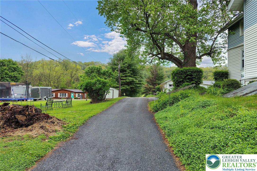 2015 Leithsville Road Hellertown, PA 18055 - Photo 38 of 41