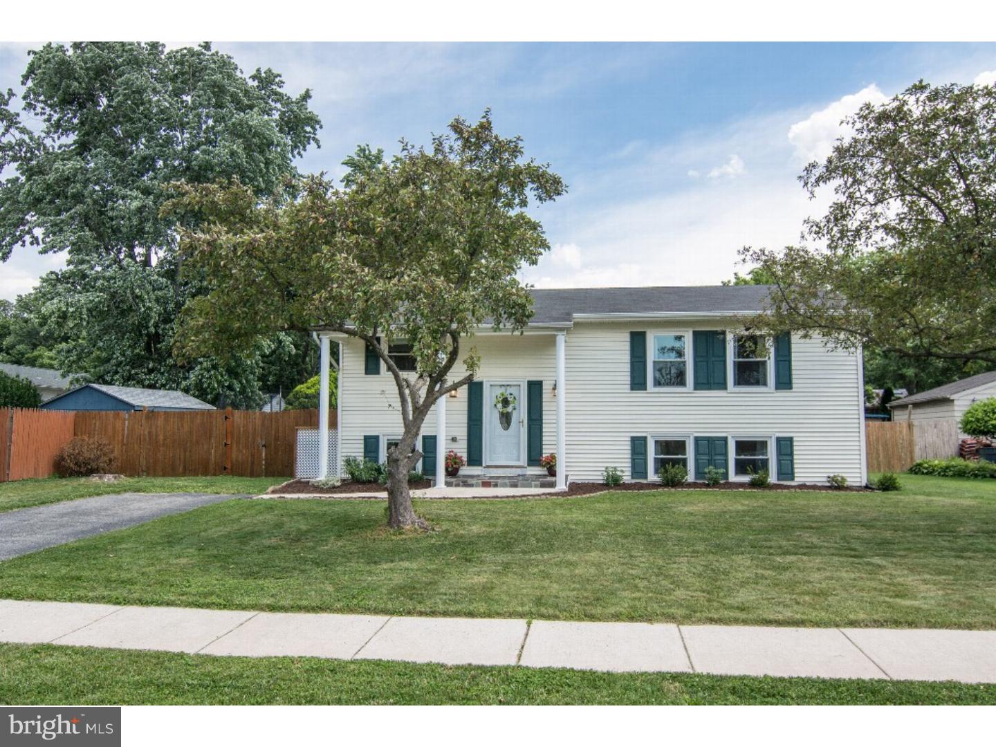 737 Manfield Road Newark, DE 19713 - Photo 1 of 6