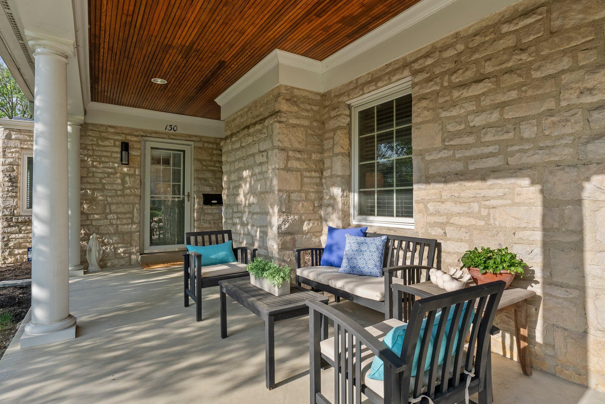 130 West Beaumont Road Columbus, OH 43214 - Photo 6 of 71 DSC02780