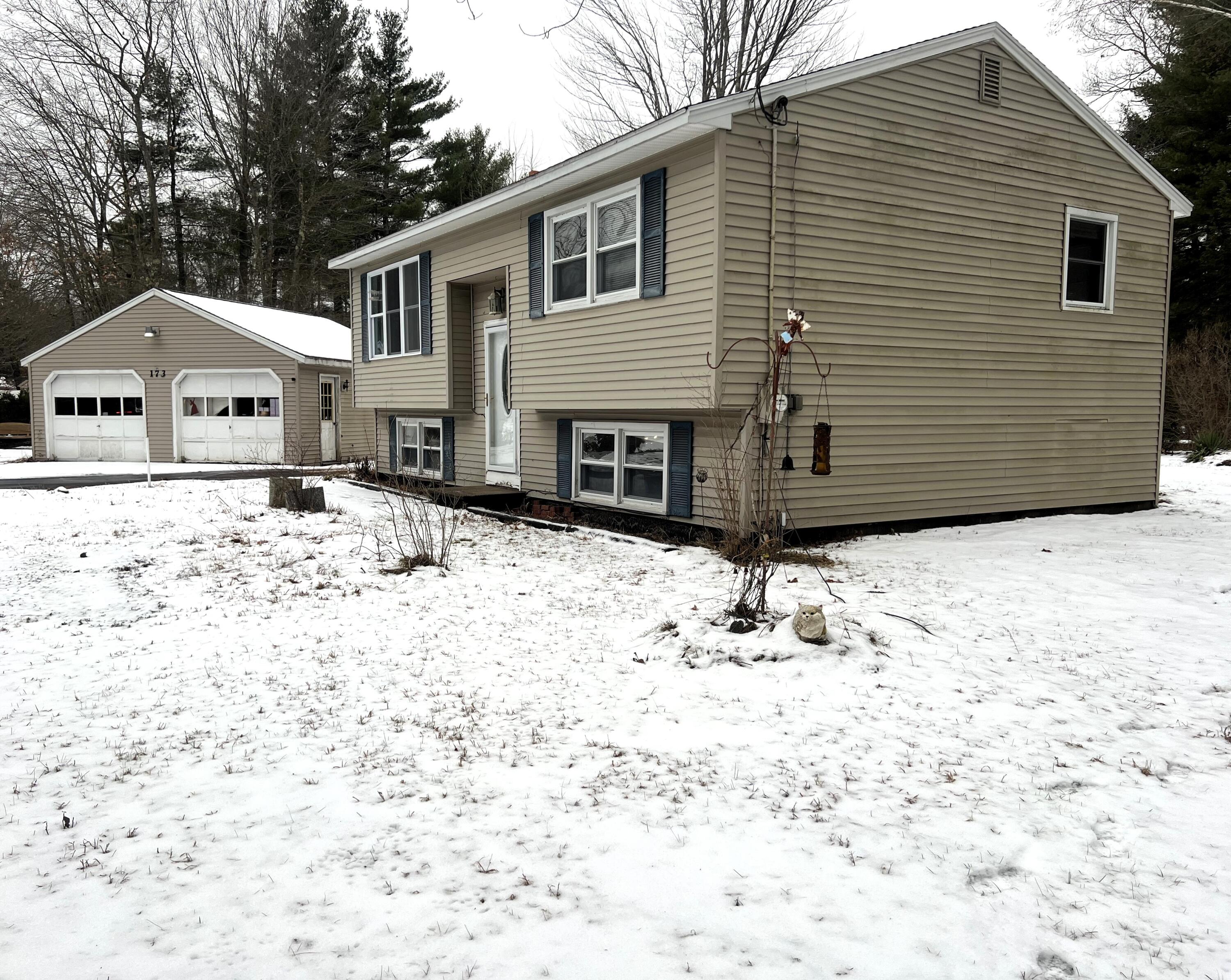 173 Old Alfred Road East Waterboro, ME 04030 - Photo 4 of 29 IMG_6965