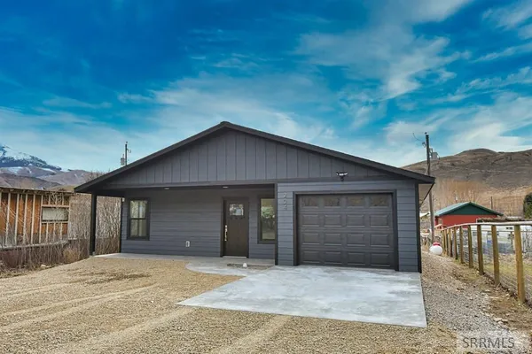 $325,000 | 204 Sage Way, Salmon, ID 83467