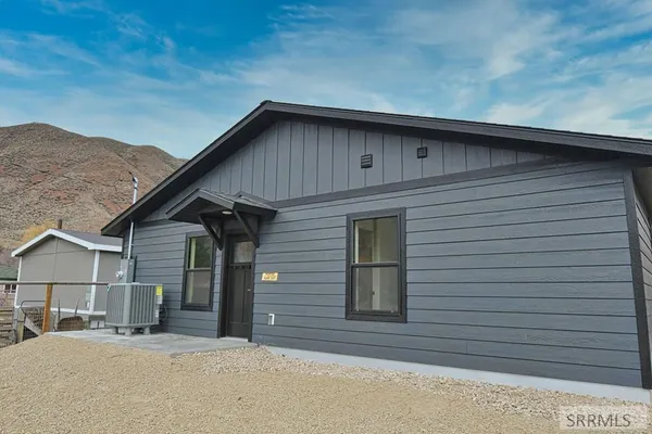 $325,000 | 204 Sage Way, Salmon, ID 83467