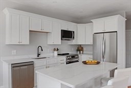 69 Upland Street Worcester, MA 01607 - Photo 5 of 15 Gallery Image 5