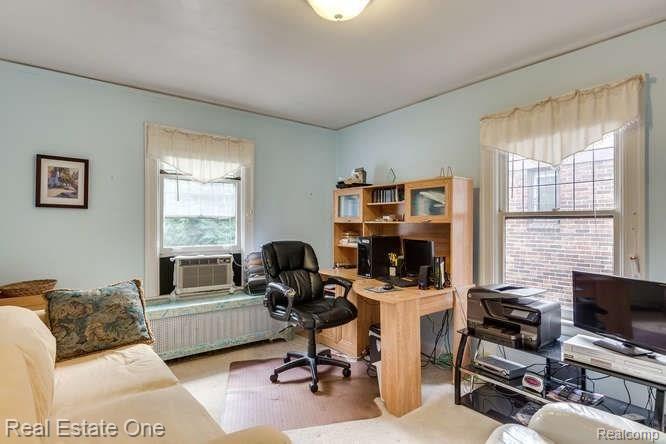 19503 Roslyn Road Detroit, MI 48221 - Photo 23 of 30