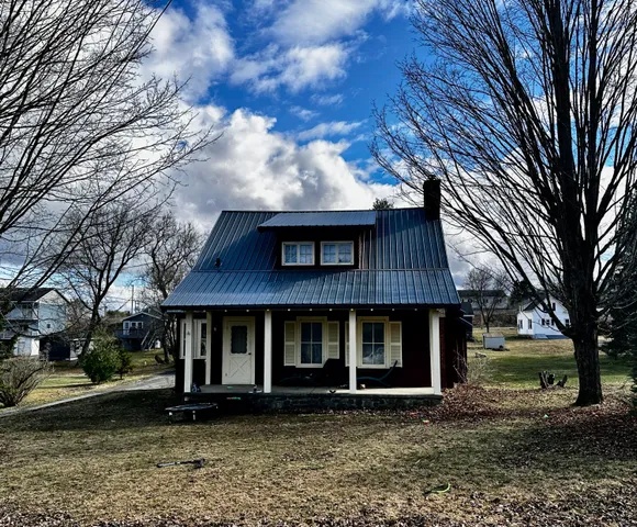 $149,000 | 33 Washington Street, Caribou, ME 04736