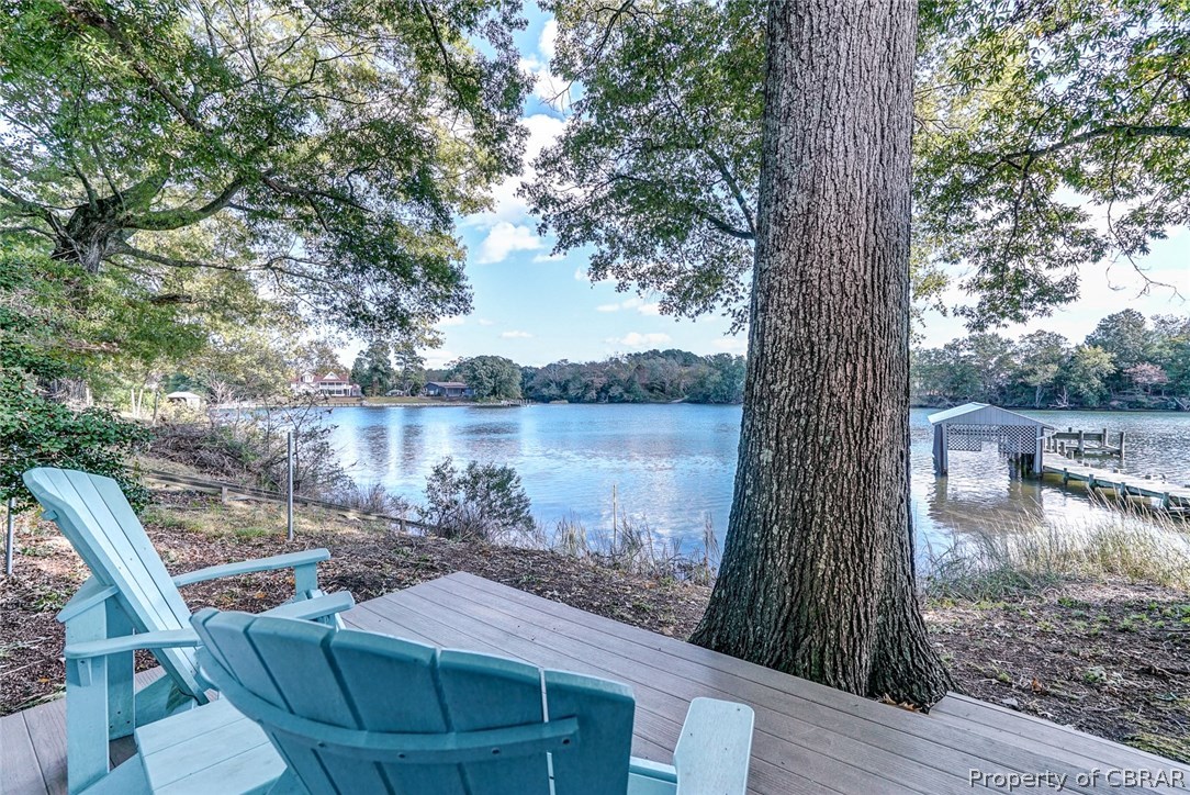 322 Lucom Point Drive Reedville, VA 22539 - Photo 28 of 28 Private waterside deck off the cottage.