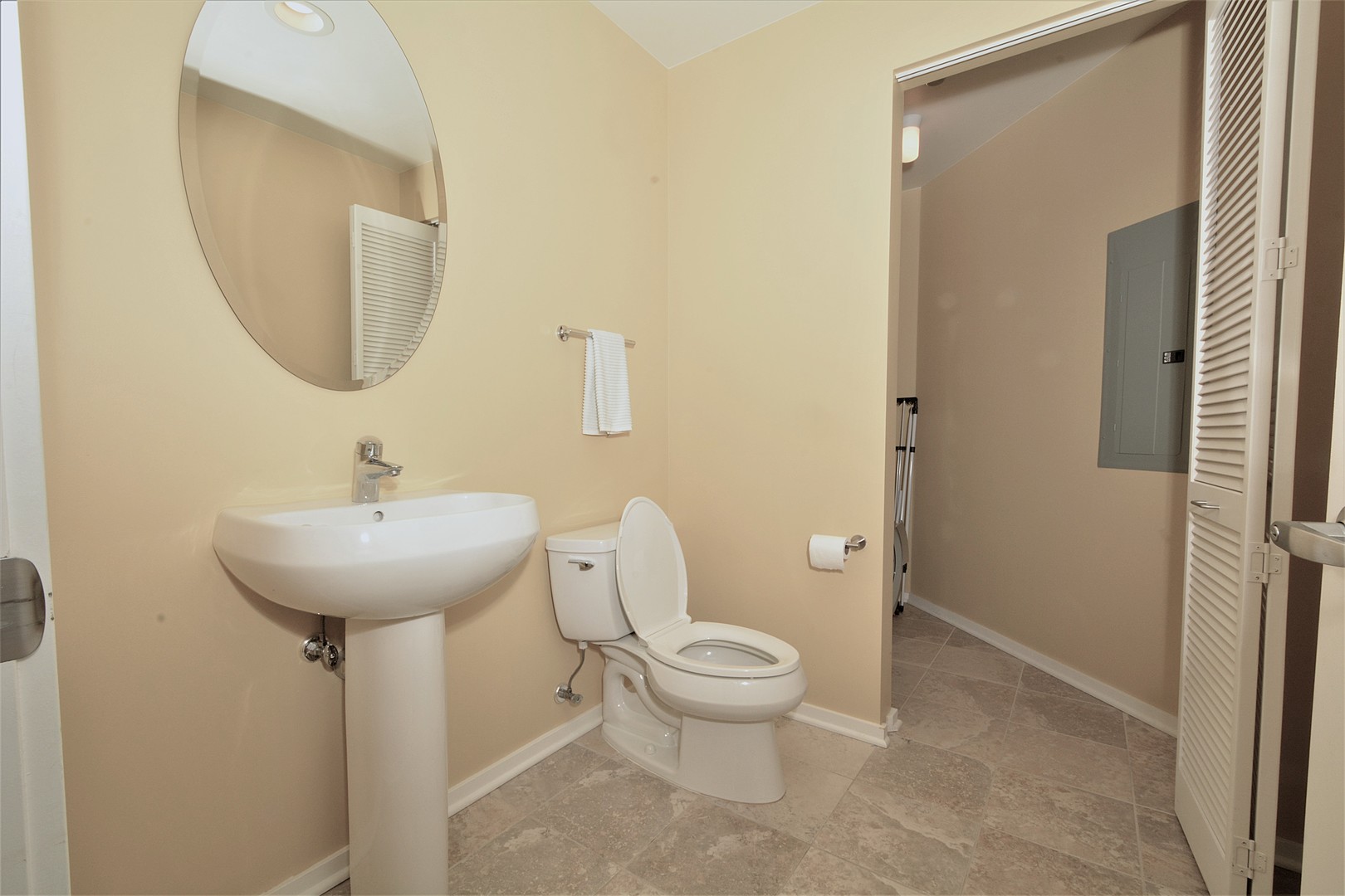 65 East Monroe Street, Unit 4503 Chicago, IL 60603 - Photo 15 of 33