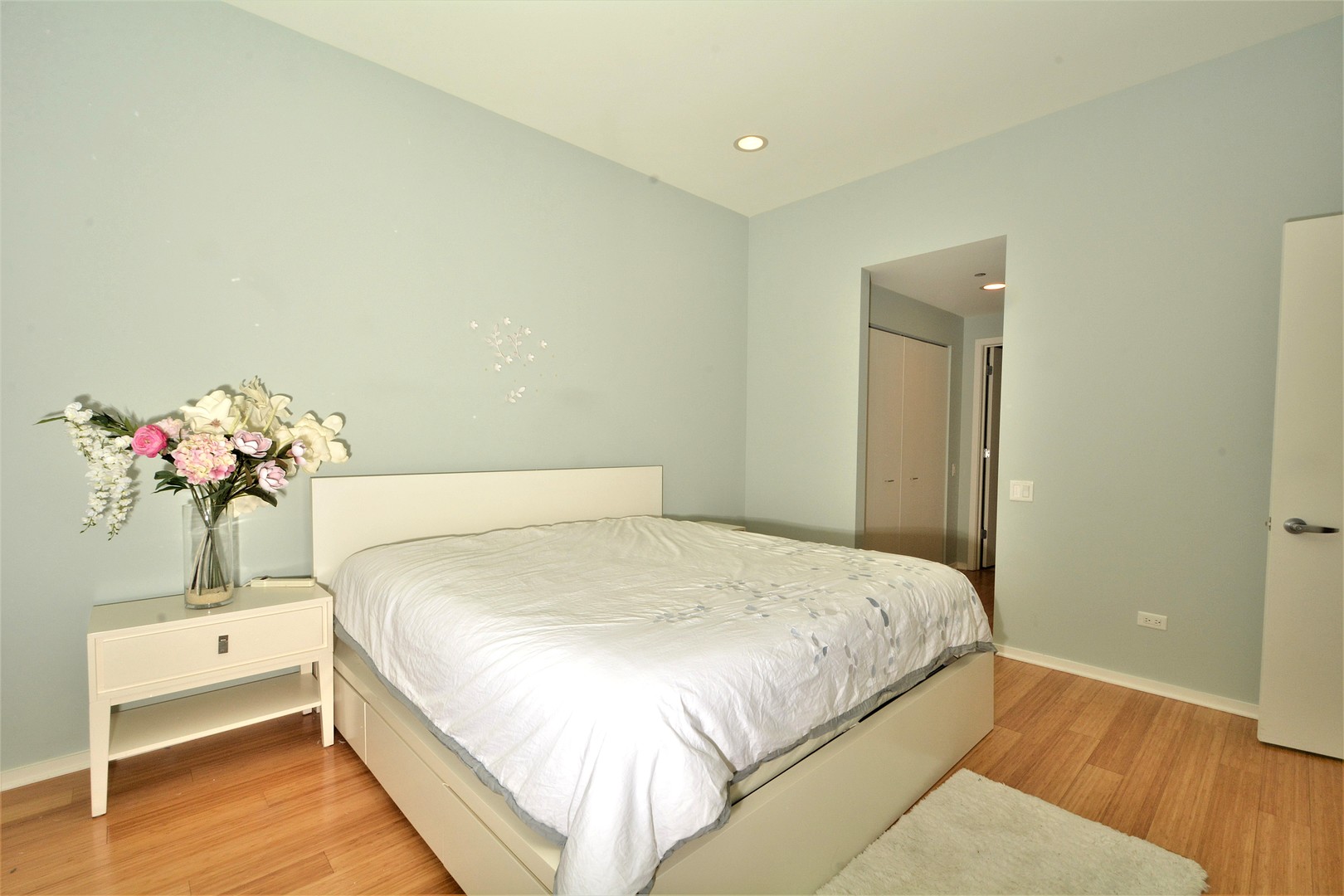 65 East Monroe Street, Unit 4503 Chicago, IL 60603 - Photo 18 of 33