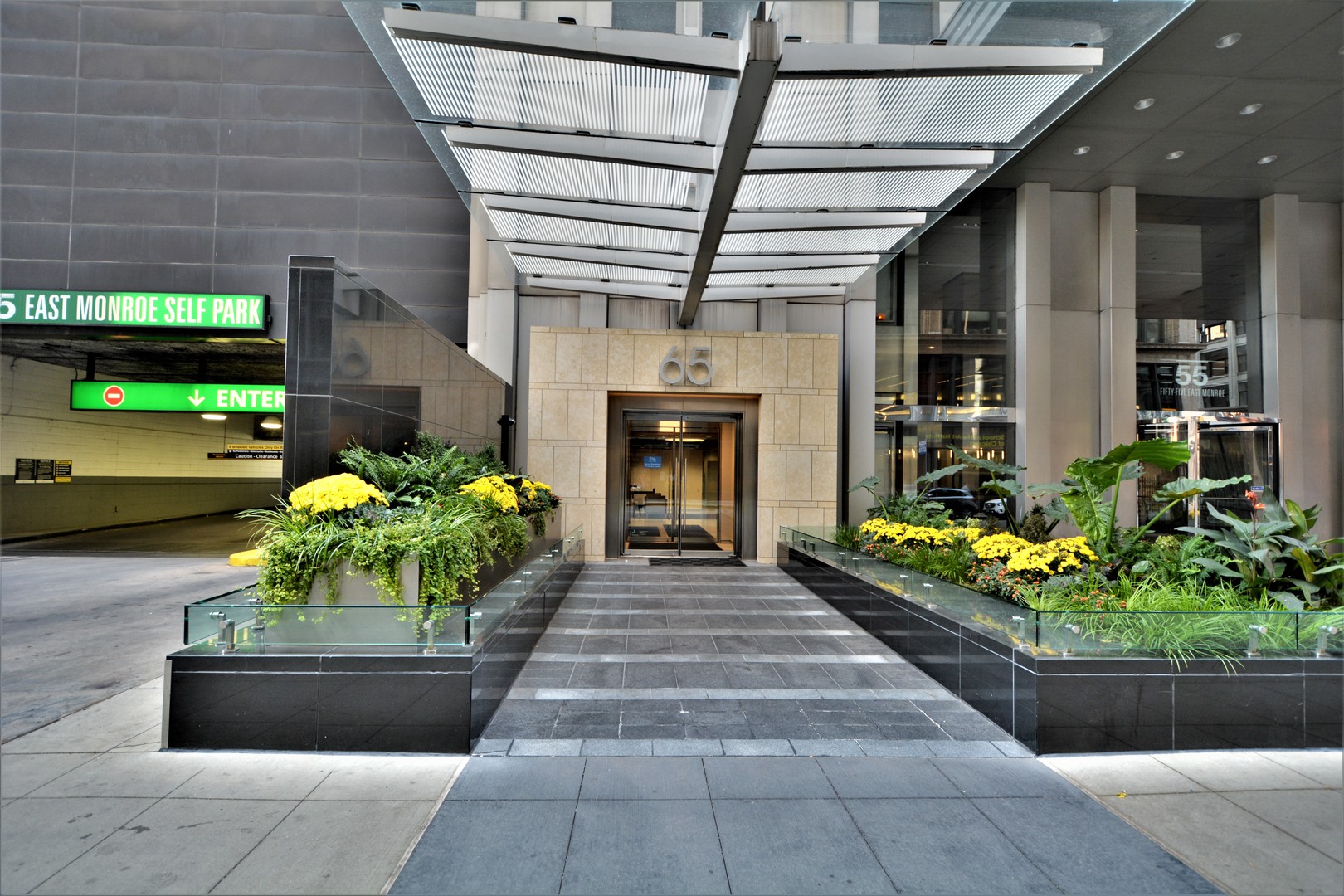 65 East Monroe Street, Unit 4503 Chicago, IL 60603 - Photo 3 of 33