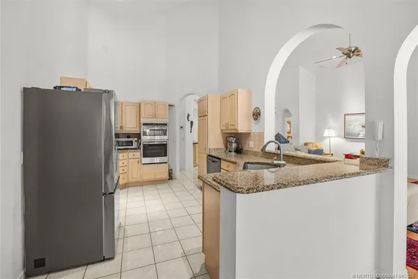 $1,650,000 | 340 Southeast St Lucie Boulevard, Stuart, FL 34996