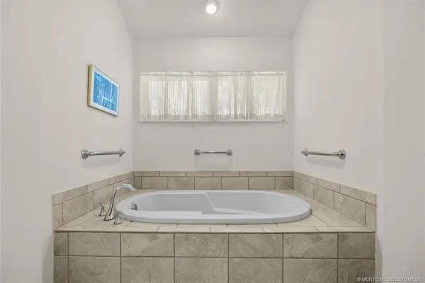 $1,650,000 | 340 Southeast St Lucie Boulevard, Stuart, FL 34996