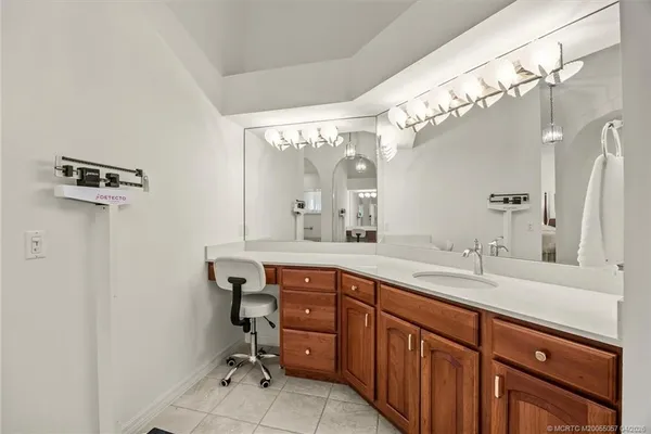 $1,650,000 | 340 Southeast St Lucie Boulevard, Stuart, FL 34996