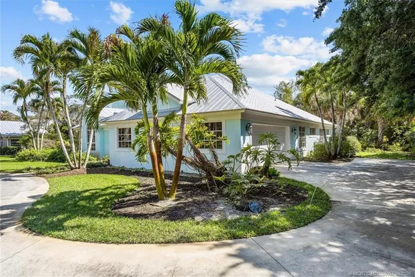 $1,650,000 | 340 Southeast St Lucie Boulevard, Stuart, FL 34996