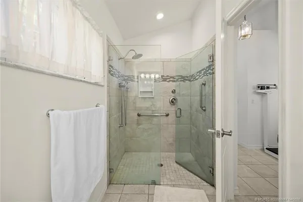 $1,650,000 | 340 Southeast St Lucie Boulevard, Stuart, FL 34996