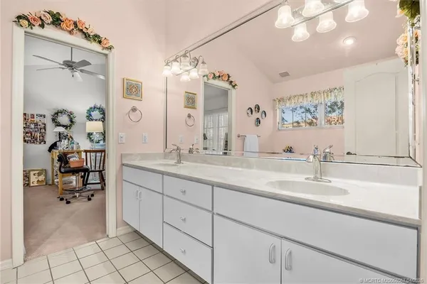 $1,650,000 | 340 Southeast St Lucie Boulevard, Stuart, FL 34996