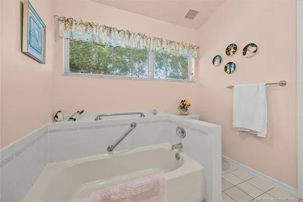 $1,650,000 | 340 Southeast St Lucie Boulevard, Stuart, FL 34996