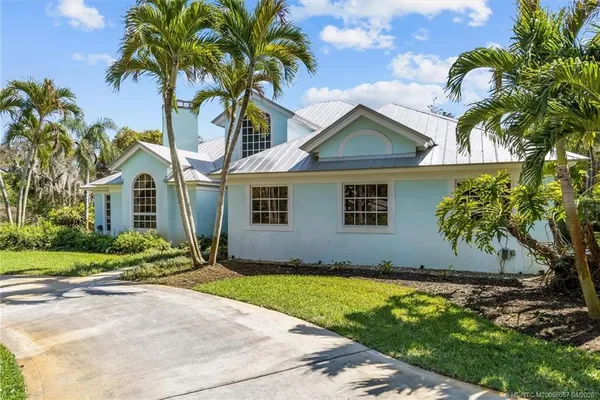 $1,650,000 | 340 Southeast St Lucie Boulevard, Stuart, FL 34996