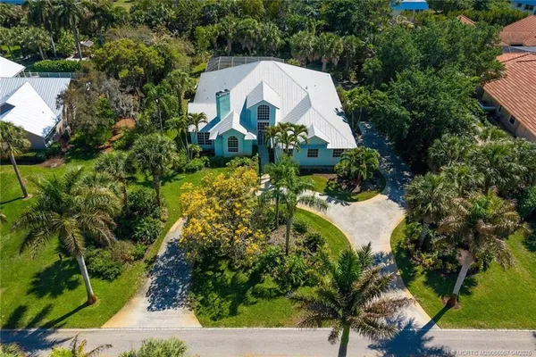 $1,650,000 | 340 Southeast St Lucie Boulevard, Stuart, FL 34996