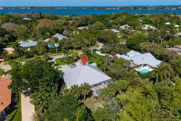 $1,650,000 | 340 Southeast St Lucie Boulevard, Stuart, FL 34996