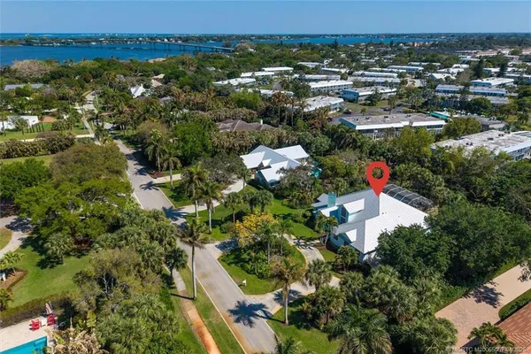 $1,650,000 | 340 Southeast St Lucie Boulevard, Stuart, FL 34996