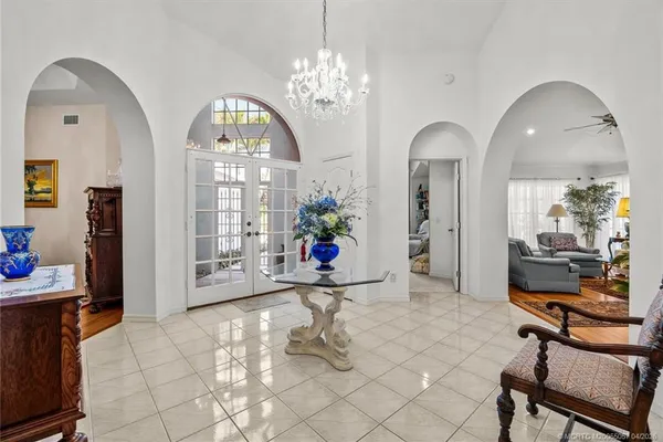 $1,650,000 | 340 Southeast St Lucie Boulevard, Stuart, FL 34996