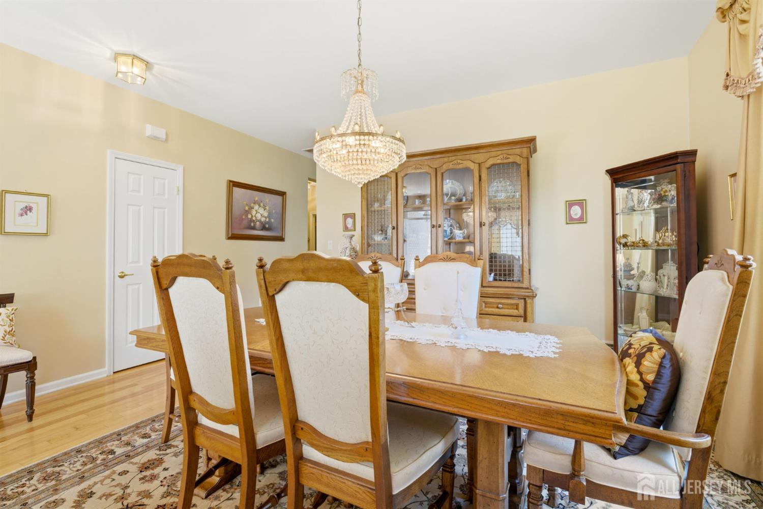 16 Barbaras Way Jackson, NJ 08527 - Photo 7 of 40
