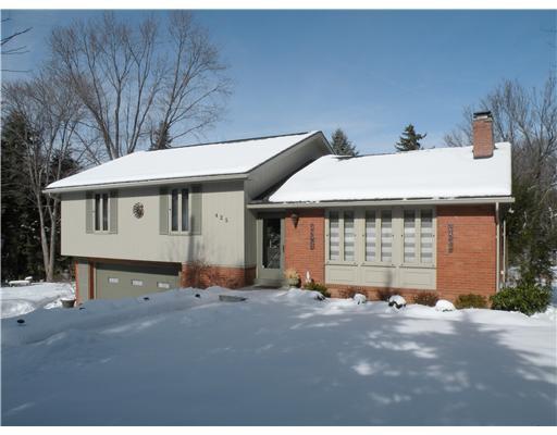 425 Perrymont Road Pittsburgh, PA 15237 - Photo 1 of 18 Exterior Front.