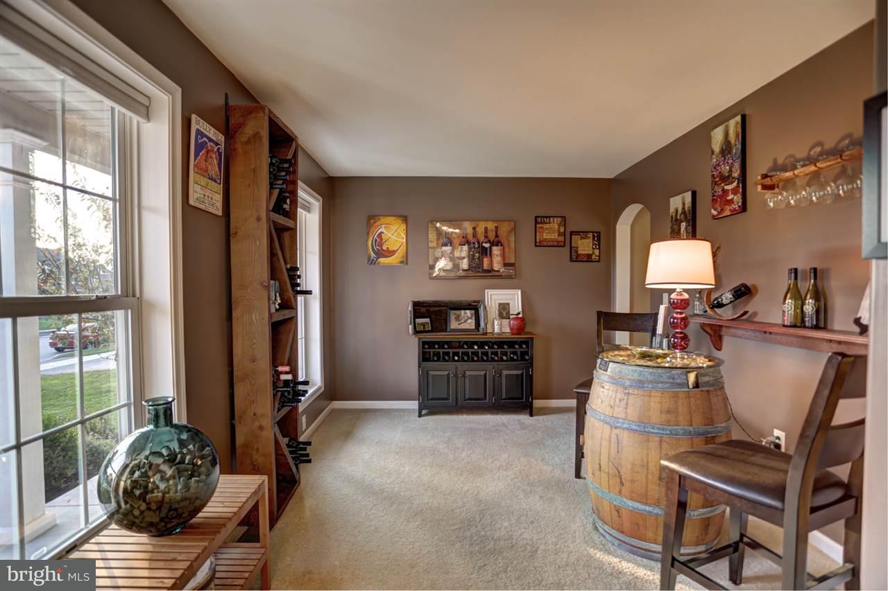 472 Princeton Road Harrisburg, PA 17111 - Photo 4 of 25 Gallery Image 4