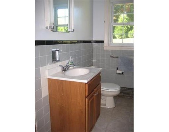 820 Rindge Road Ashby, MA 01431 - Photo 5 of 18
