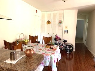 2303 South Goebbert Road, Unit 110 Arlington Heights, IL 60005 - Photo 8 of 19