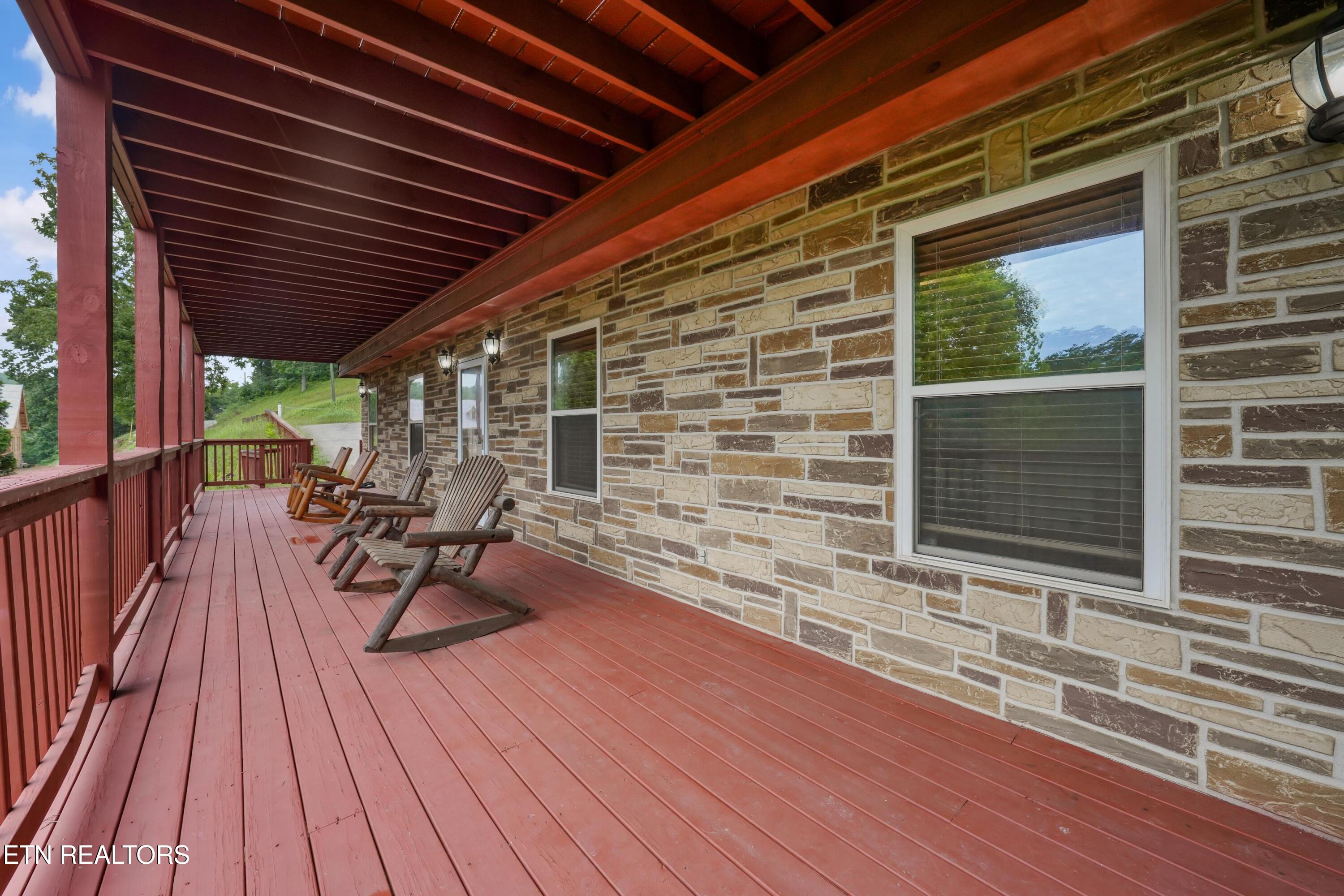 1029 Shadow Ridge Drive Sevierville, TN 37862 - Photo 9 of 44 IMG_4373