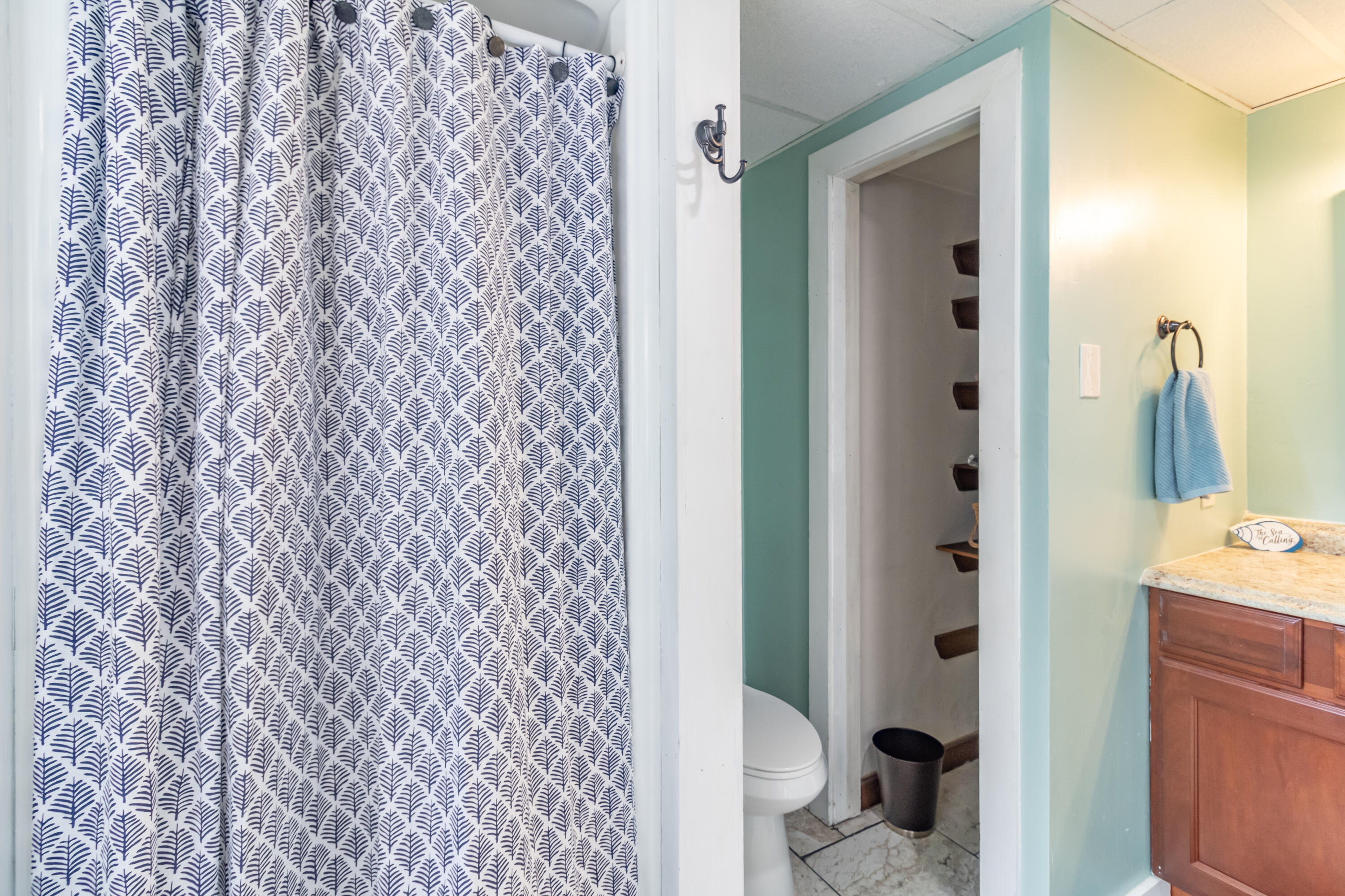 278 Sunset Road Deer Isle, ME 04627 - Photo 55 of 75 278 Sunset Road Interiors-46