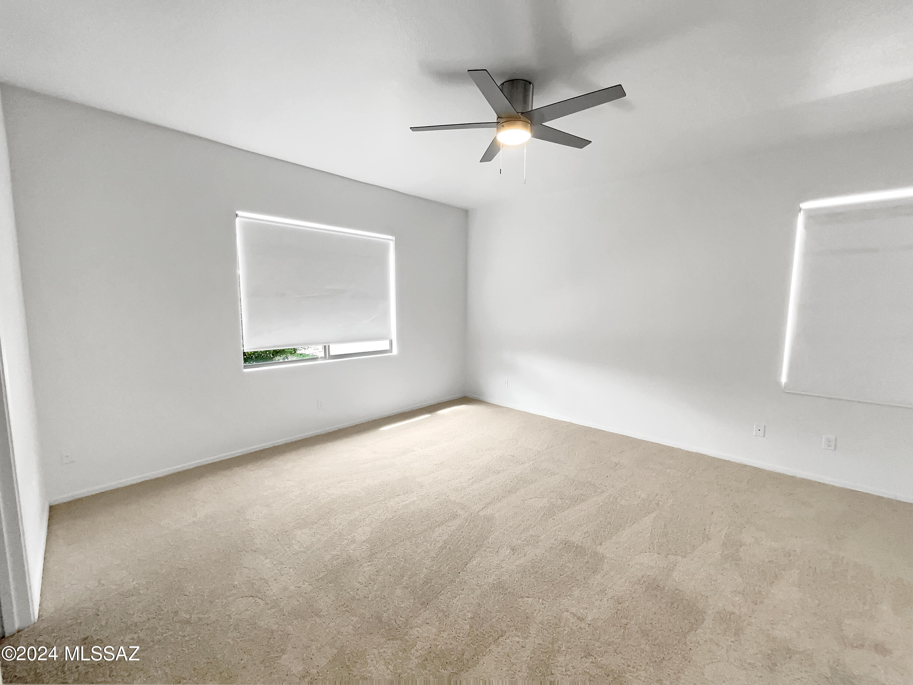 5596 South Swires Road Tucson, AZ 85746 - Photo 5 of 18 Gallery Image 5