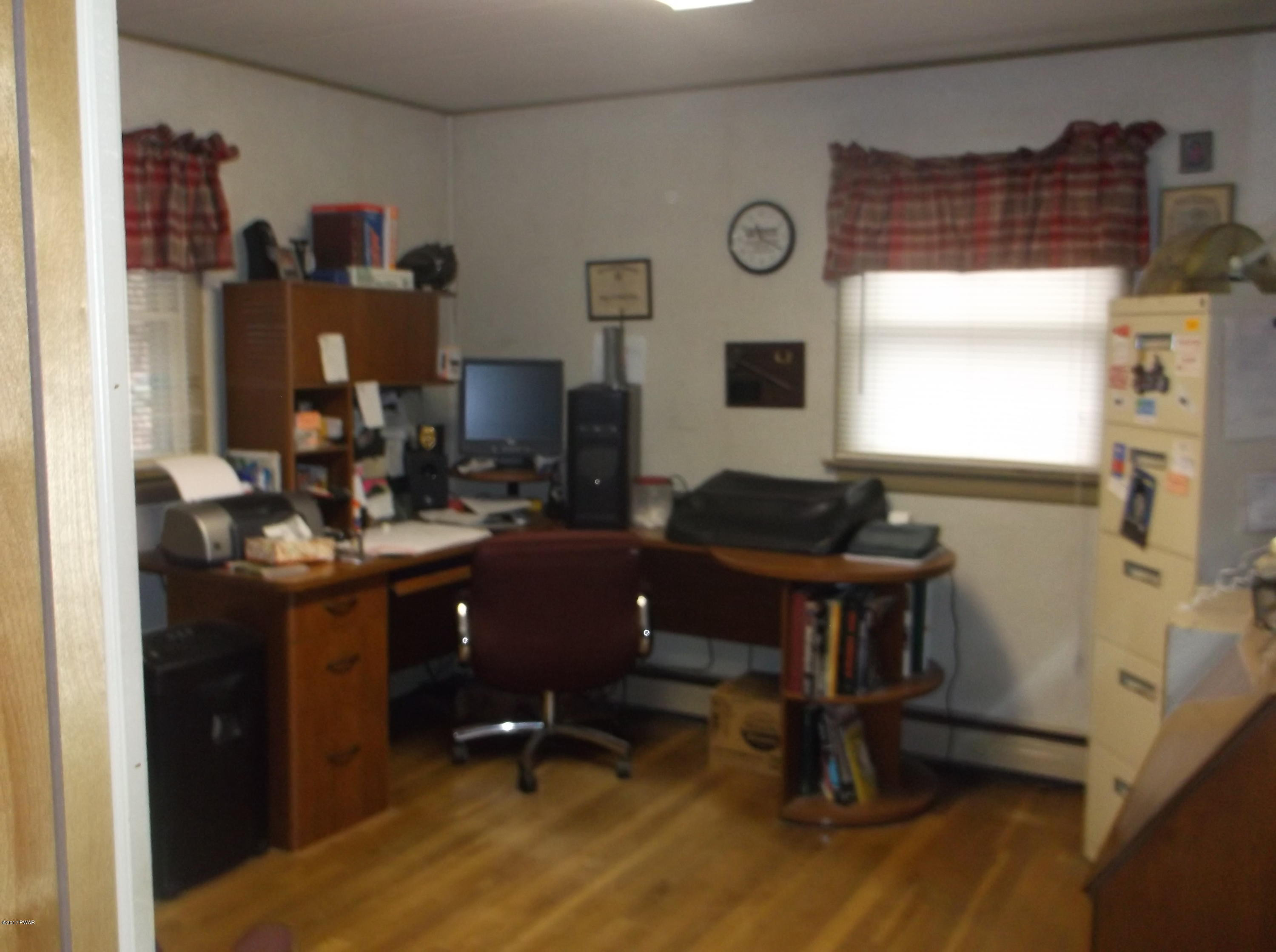 122 Henchel Road Matamoras, PA 18336 - Photo 10 of 20