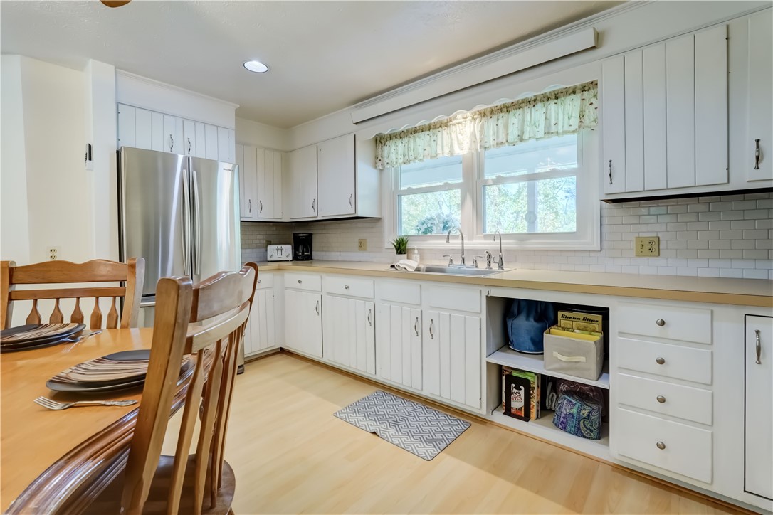 8349 Wesley Road West Bloomfield, NY 14469 - Photo 4 of 30