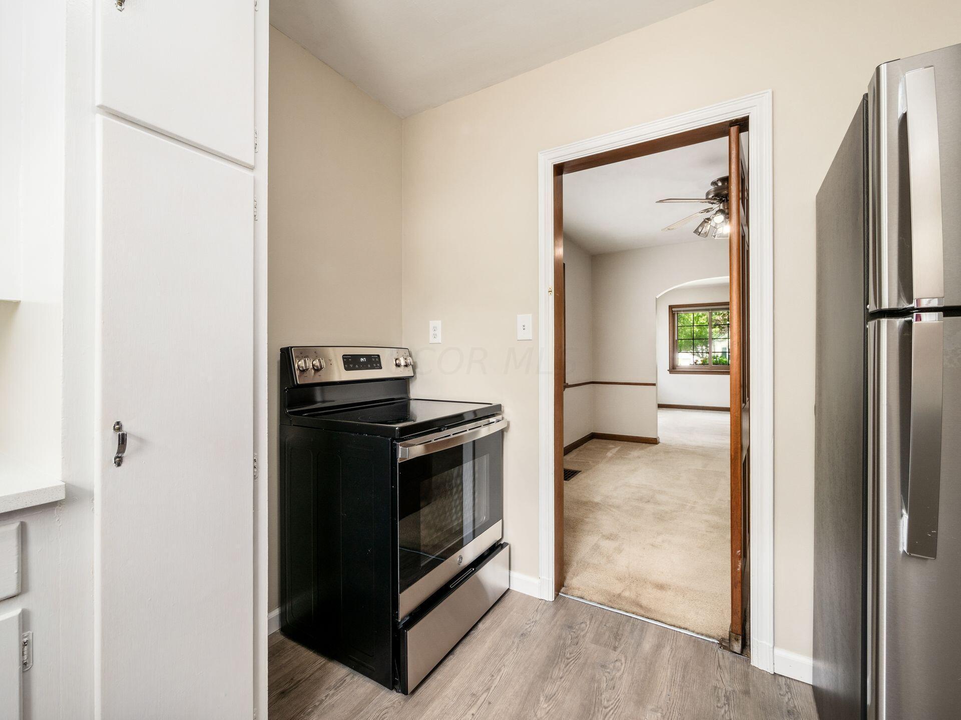 405 Richards Road Columbus, OH 43214 - Photo 12 of 33 027_ Rd Columbus OH 43214 USA