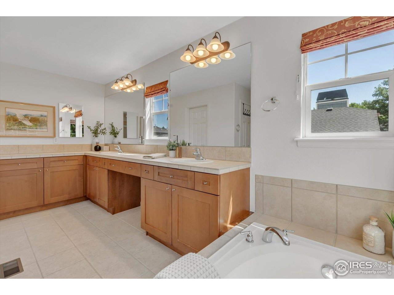 4119 Riley Drive Longmont, CO 80503 - Photo 28 of 47 Tons of counter space