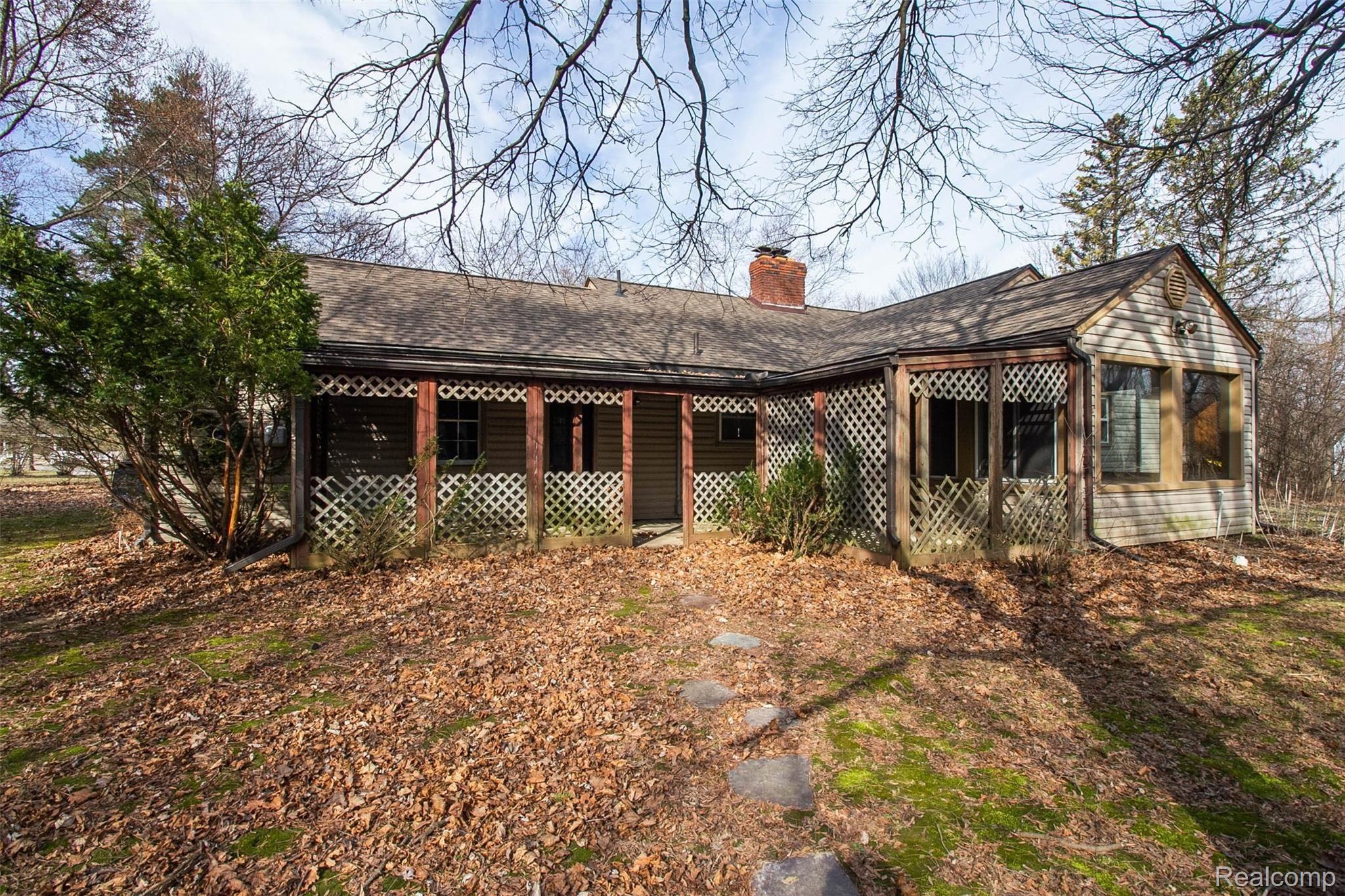 19476 Fry Road Northville, MI 48167 - Photo 12 of 37 fry12.jpg